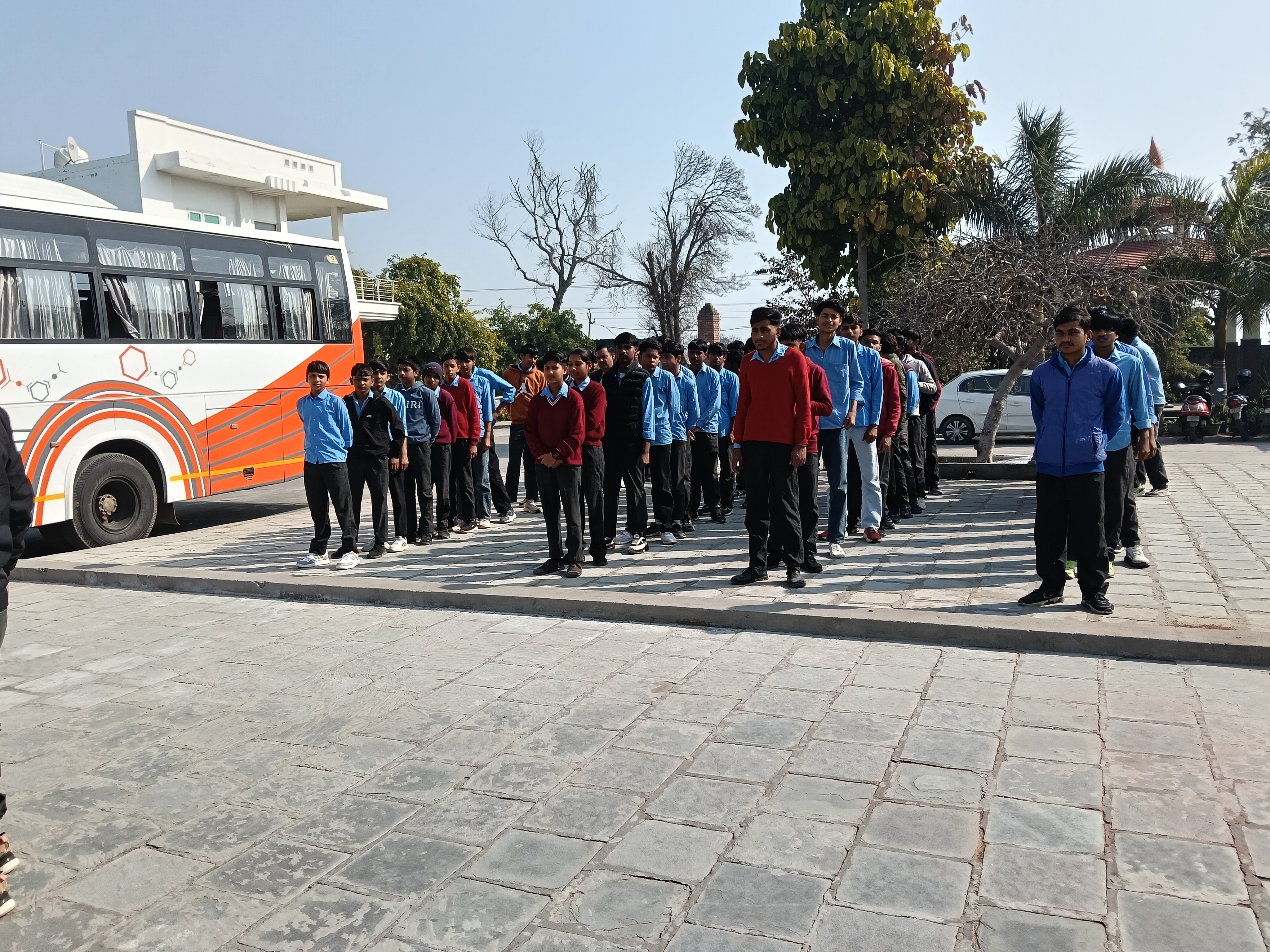 Industrial visit for students of the Government Sr. Sec. School, Dhandhoor, Hisar. 